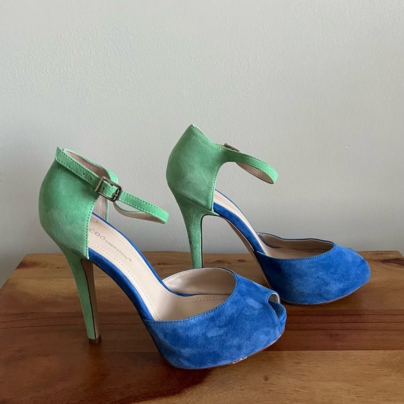 BCBGeneration Lin Color Block Peep Toe Suede Stiletto - Size 8.5 - Picture 2 of 14